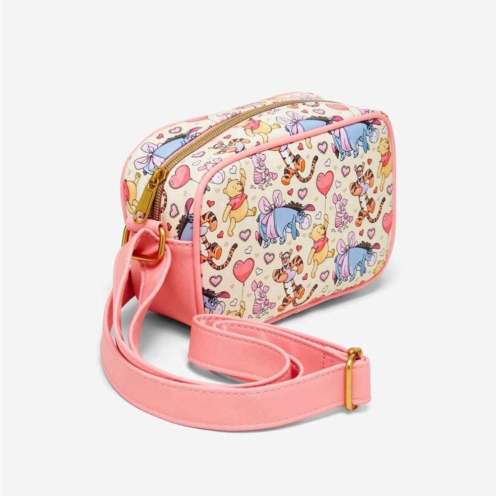 Disney Loungefly Winnie the Pooh Hearts Camera Crossbody Bag - Picture 7 of 8